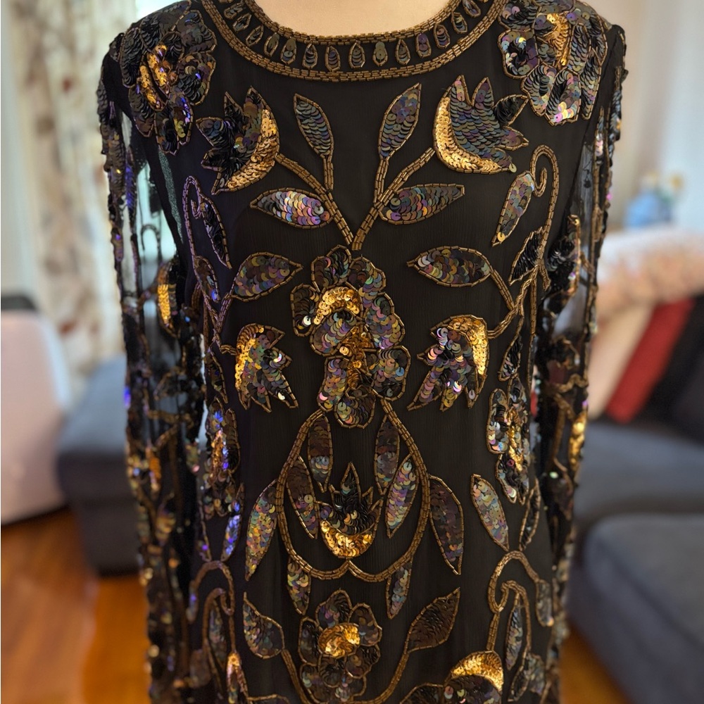 Elegant Papell Boutique Blouse with Gold and Purple Accents